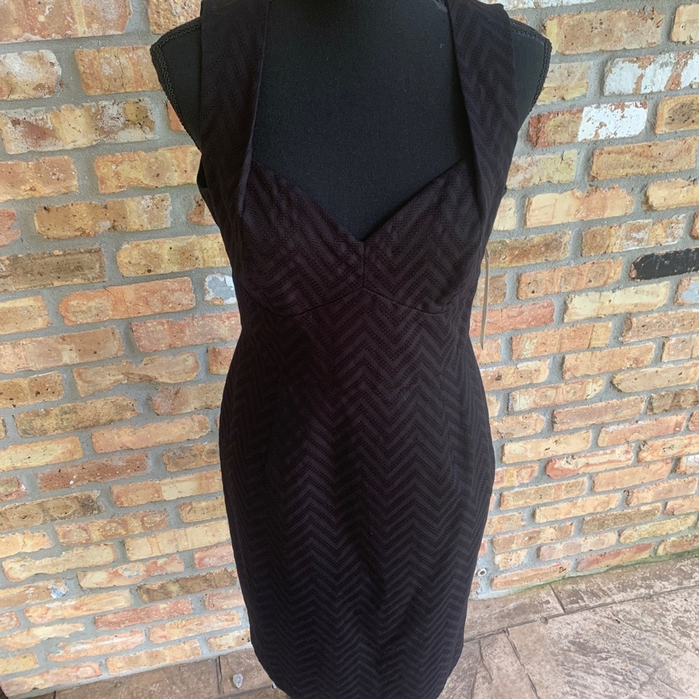 NEW Evan PiconeTextured Waves V-Neck Bishop Sheath Dress Black Size 6 $99 - Picture 6 of 15